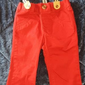 Baby pants with suspenders